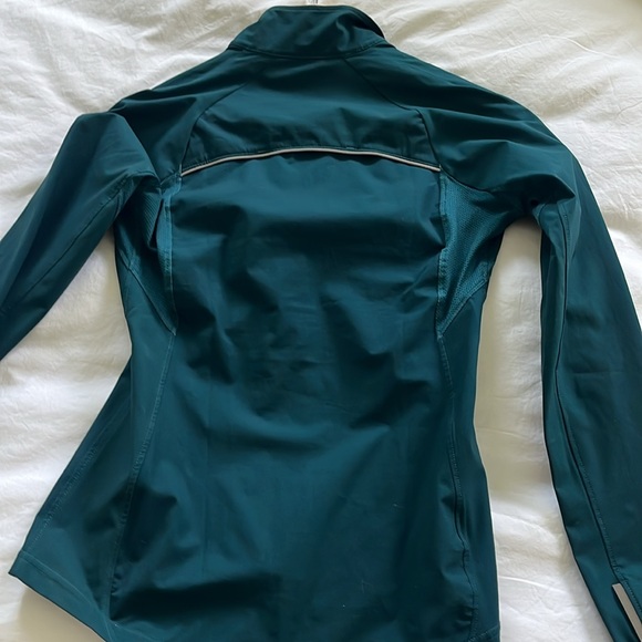 Machines for freedom XS cycling wind jacket in turquoise - Picture 4 of 4